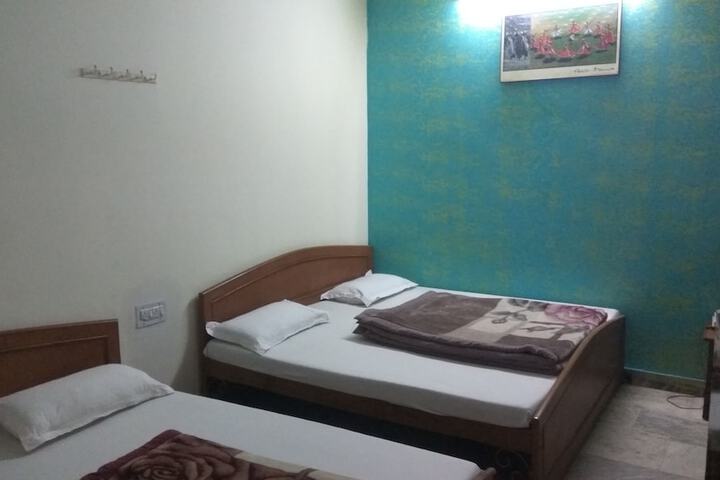 Room 22 of 36