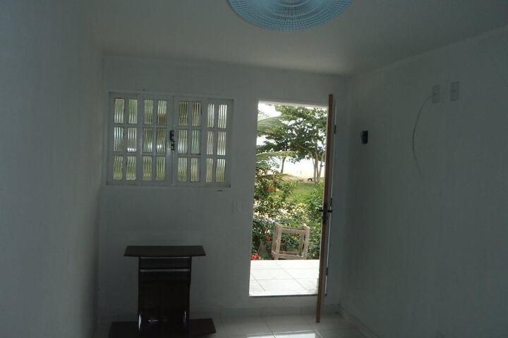 Room 4 of 72