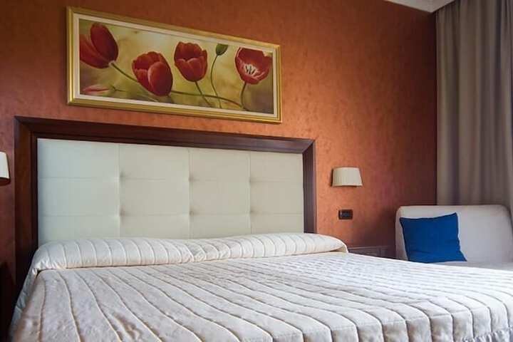 Room 15 of 49