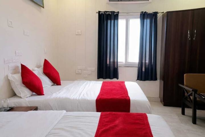 Hotel Laxman Grand