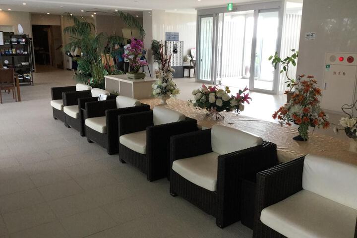 Guest Lobby