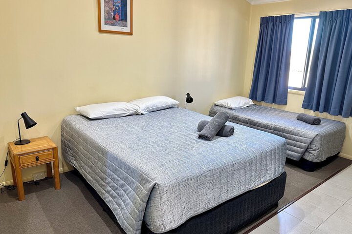 Room 9 of 24