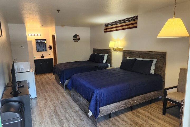 Room 17 of 38