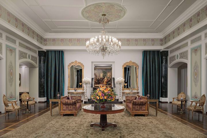 Guest Lobby