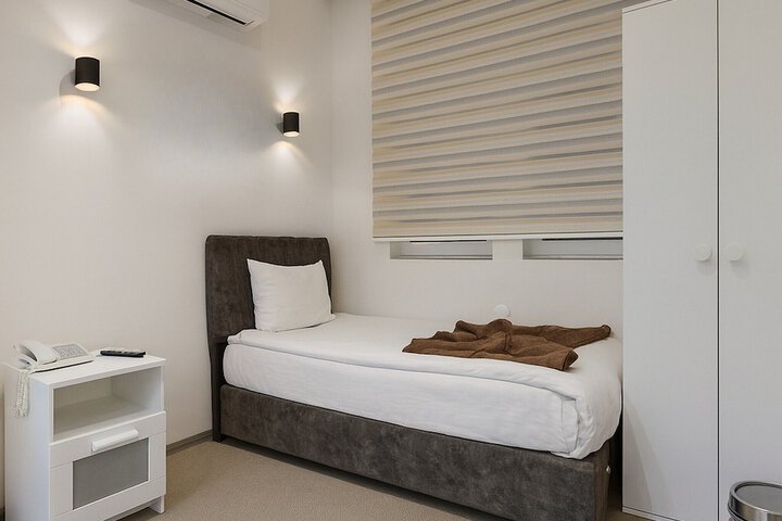 Room 20 of 47