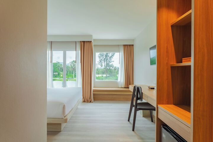 Room 20 of 153