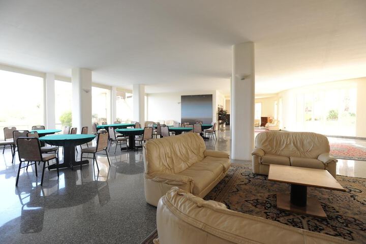Hotel Interior 4 of 20