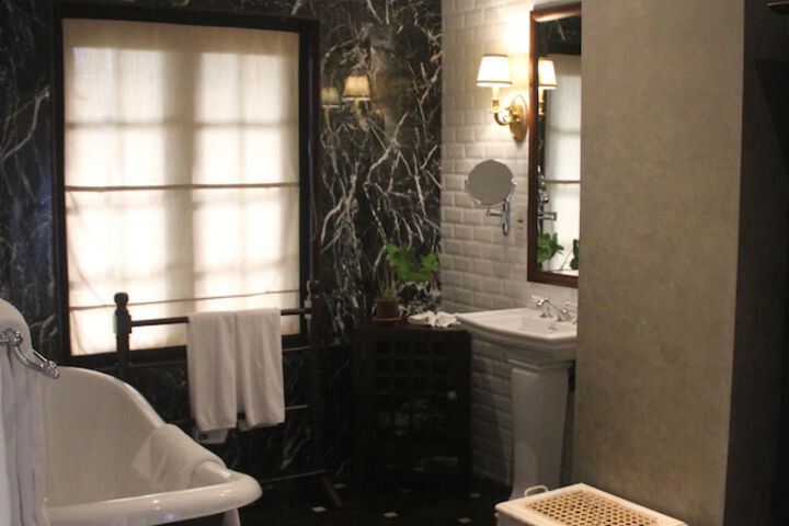 Room 14 of 47