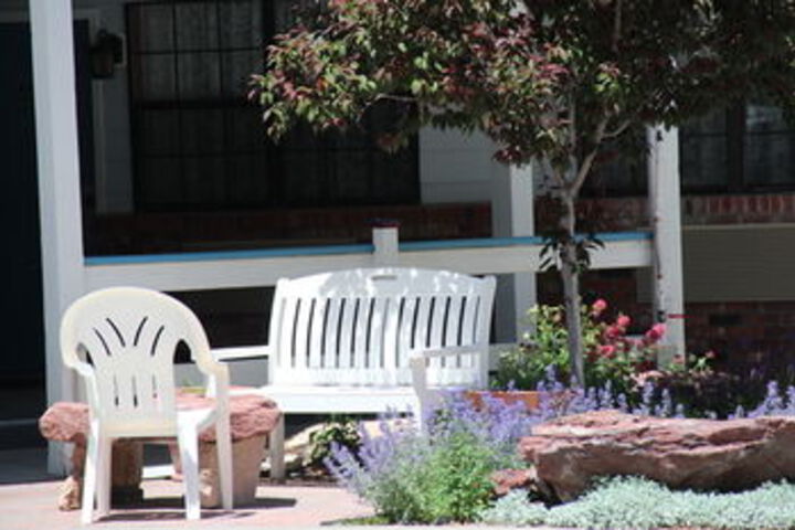 Hotel Exterior 18 of 55