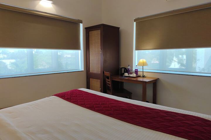 Room 41 of 85