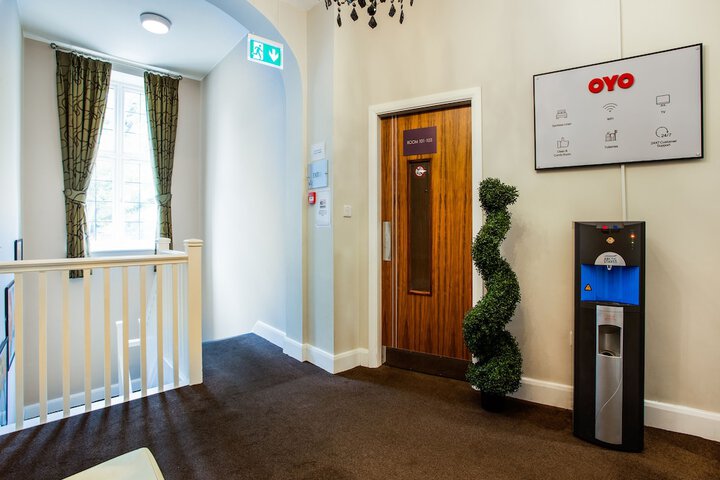 Hotel Interior 11 of 40