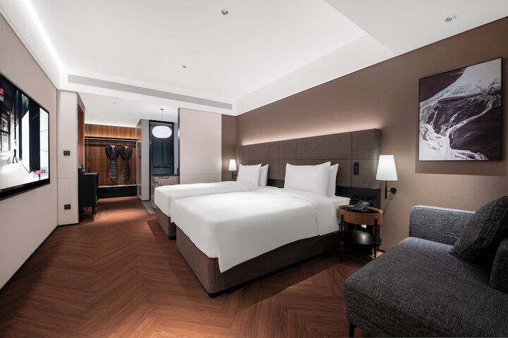 Room 14 of 70