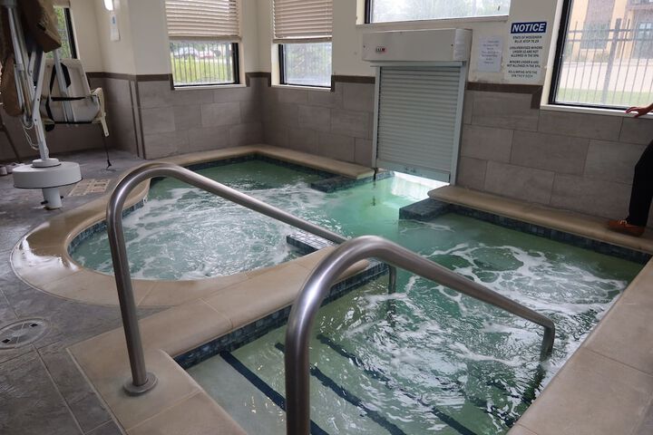 Pool 21 of 28