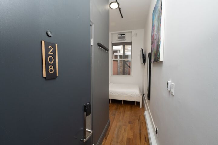 Room 14 of 46
