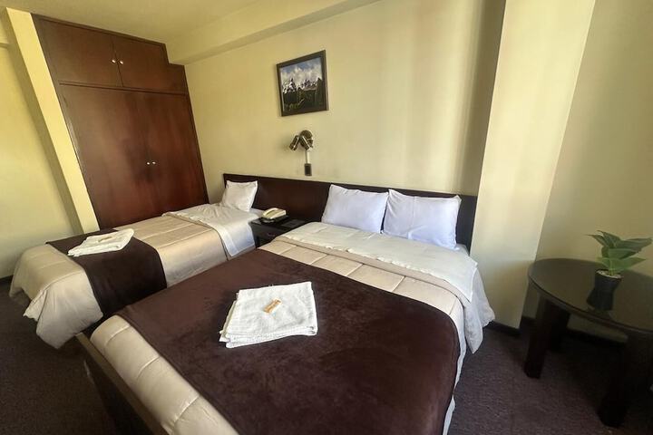 Room 12 of 17