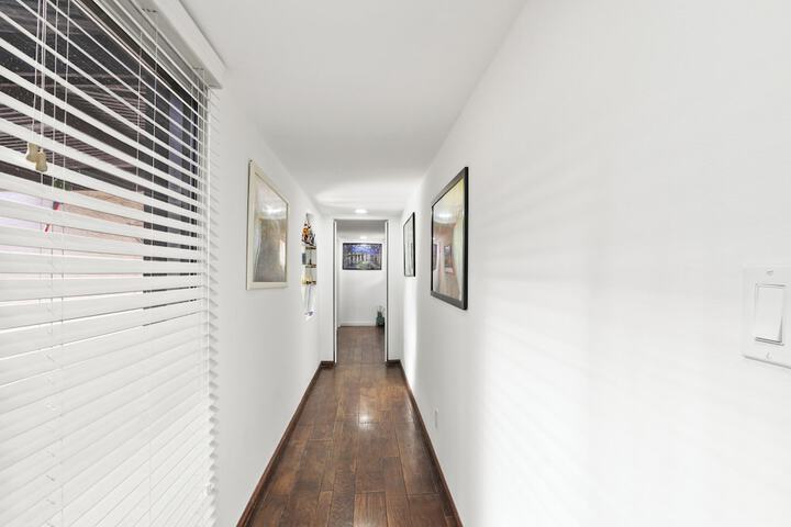 Room 15 of 25