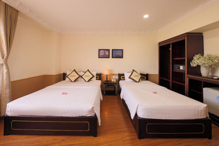 Room 17 of 68