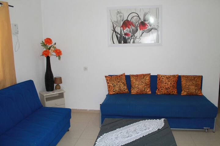 Room 32 of 43