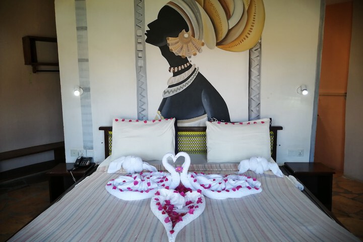 Room 5 of 26