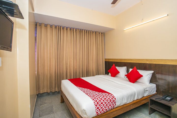 Room 6 of 24