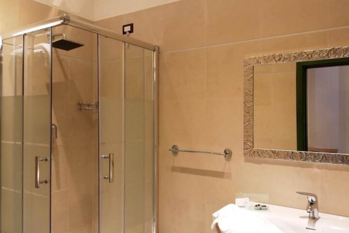 Clean Restrooms