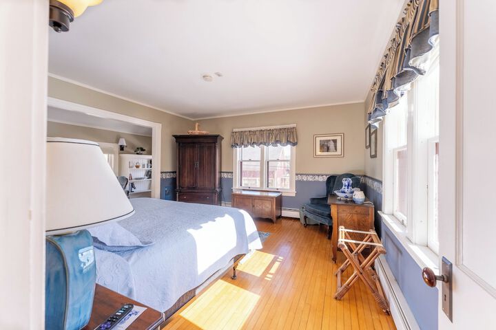 Room 58 of 268