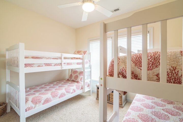 Room 321 of 759