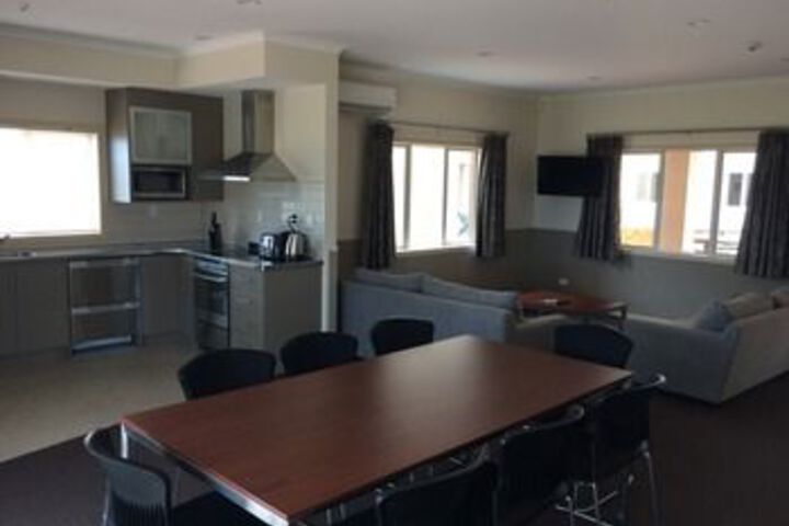 Room 14 of 19