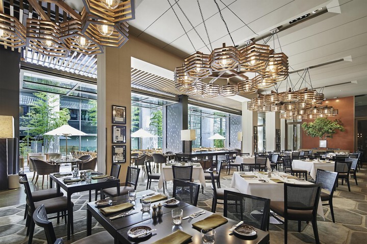 Dining 178 of 216