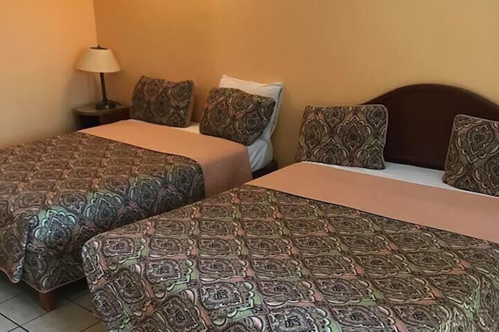 Room 3 of 7