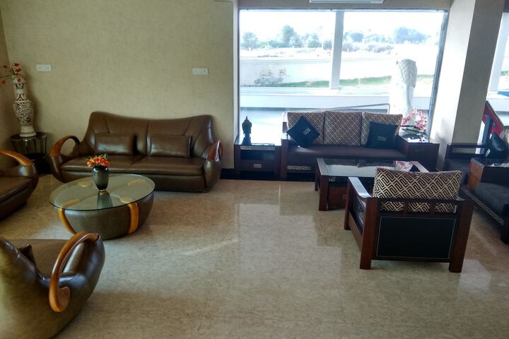 Hotel Interior 4 of 71