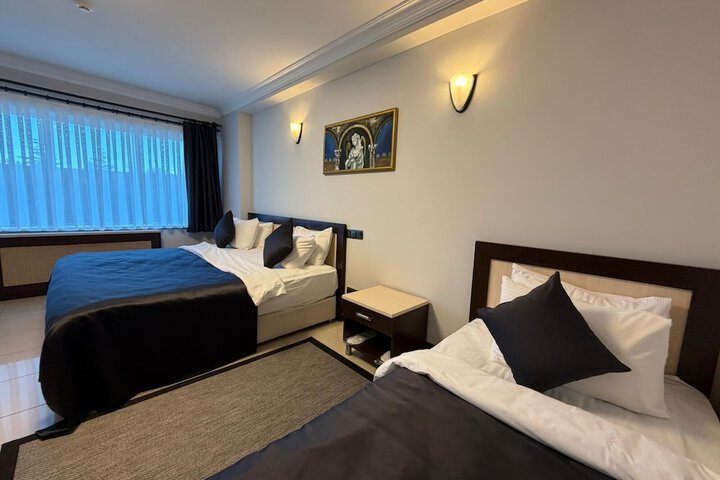 Room 54 of 94