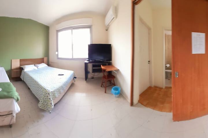 Room 13 of 39
