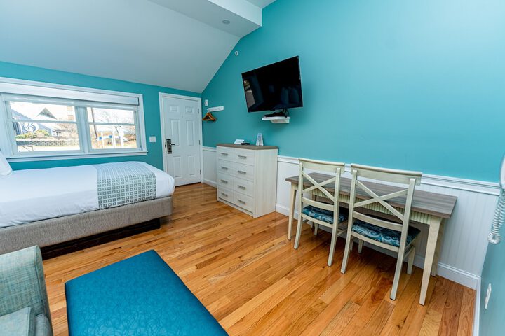 Room 5 of 49