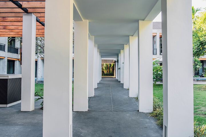 Hotel 82 of 86