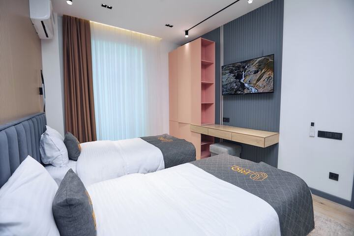 Room 47 of 87