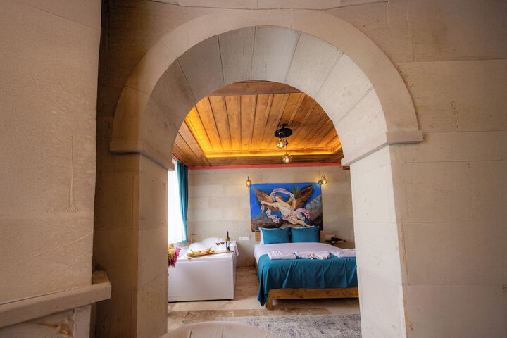 Room 27 of 135