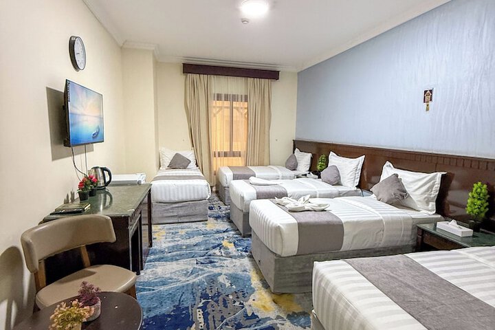 Room 9 of 17