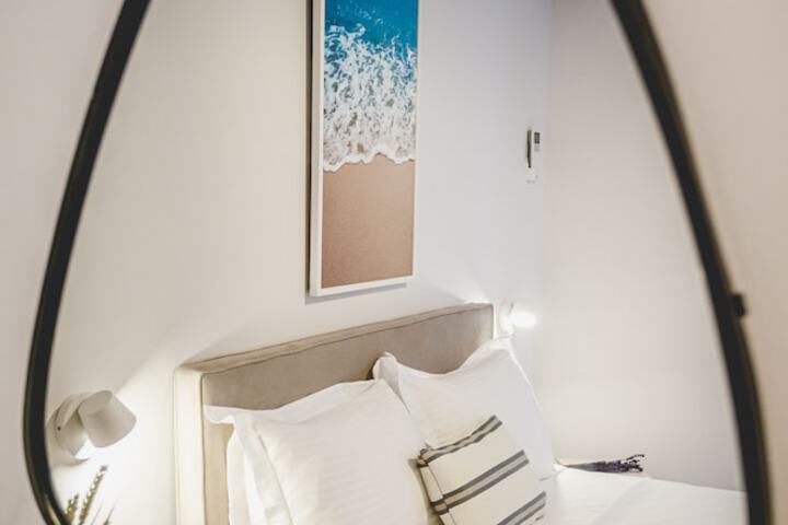 Room 35 of 108