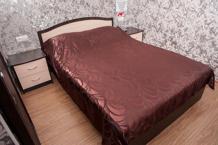 Room 9 of 35