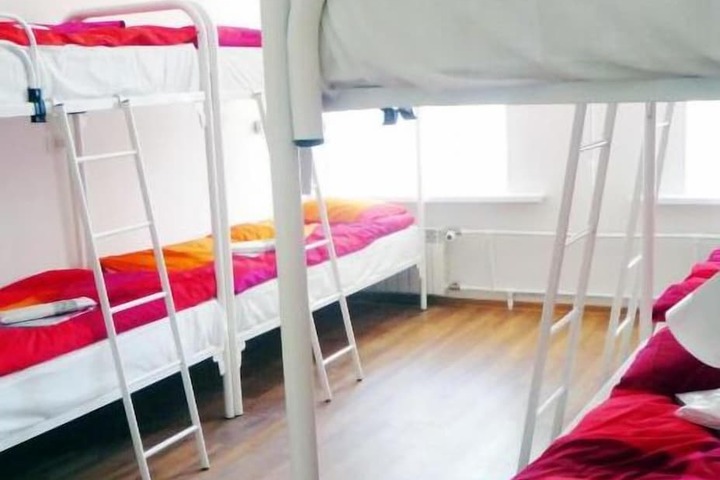 Room 9 of 43
