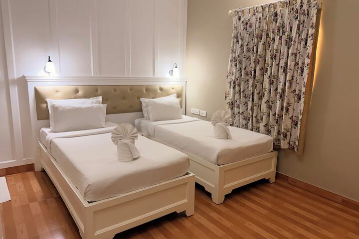 Room 15 of 86