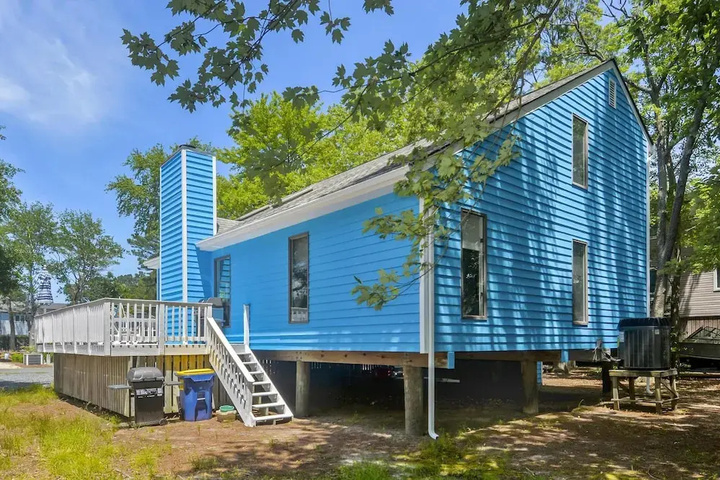 Photo of Beach Happy 322 Wellington Pkwy by Long & Foster