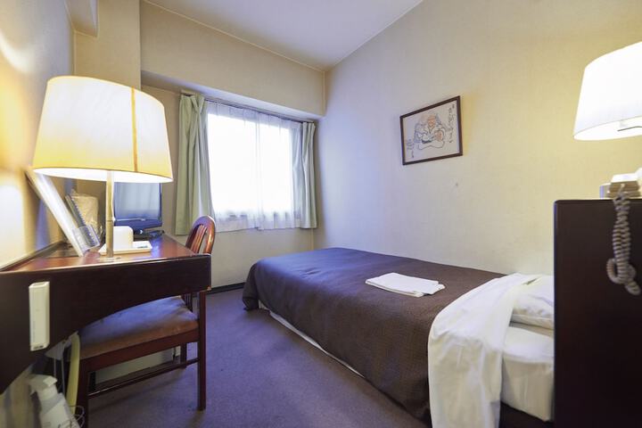 Room 9 of 44