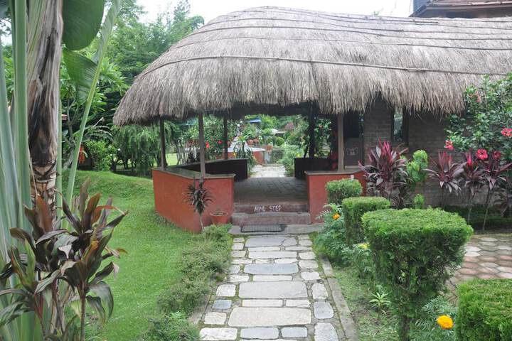 Hotel Elephant Camp