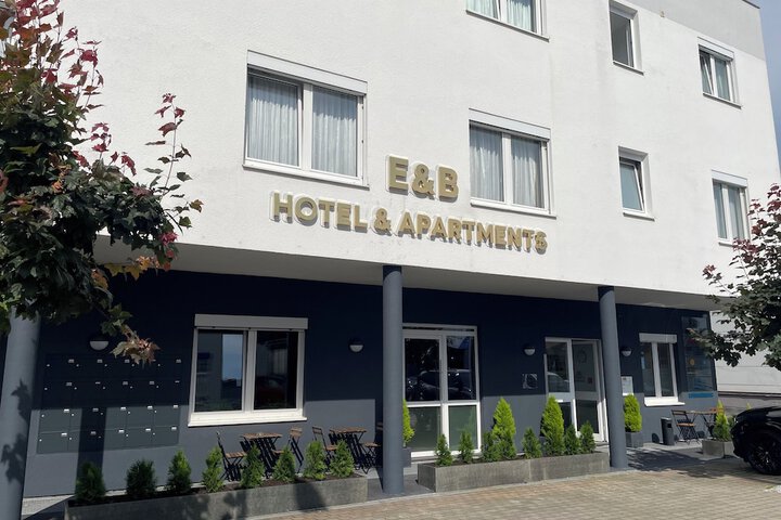 Hotel 8 of 8