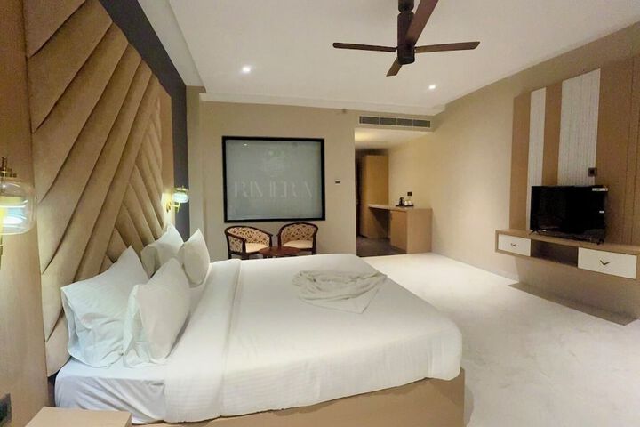 Room 54 of 103