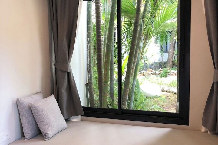 Room 73 of 214