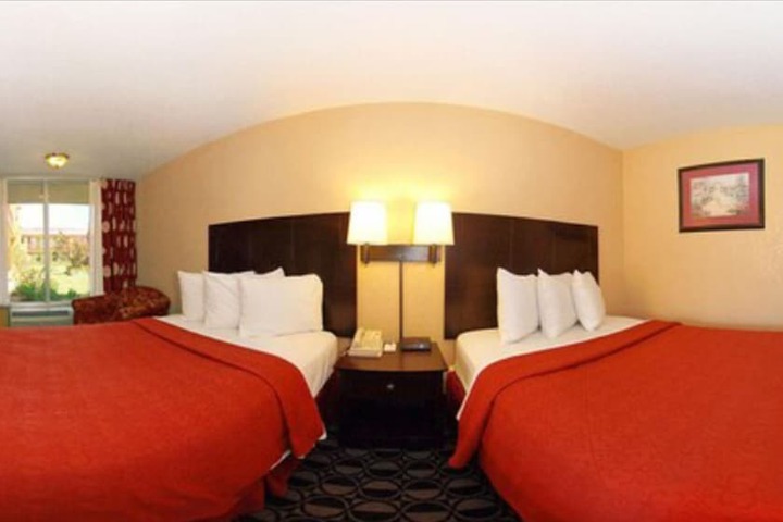 Room 21 of 43