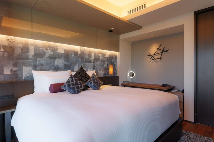 Room 43 of 99